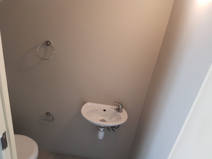 To Let 3 Bedroom Property for Rent in Parklands North Western Cape